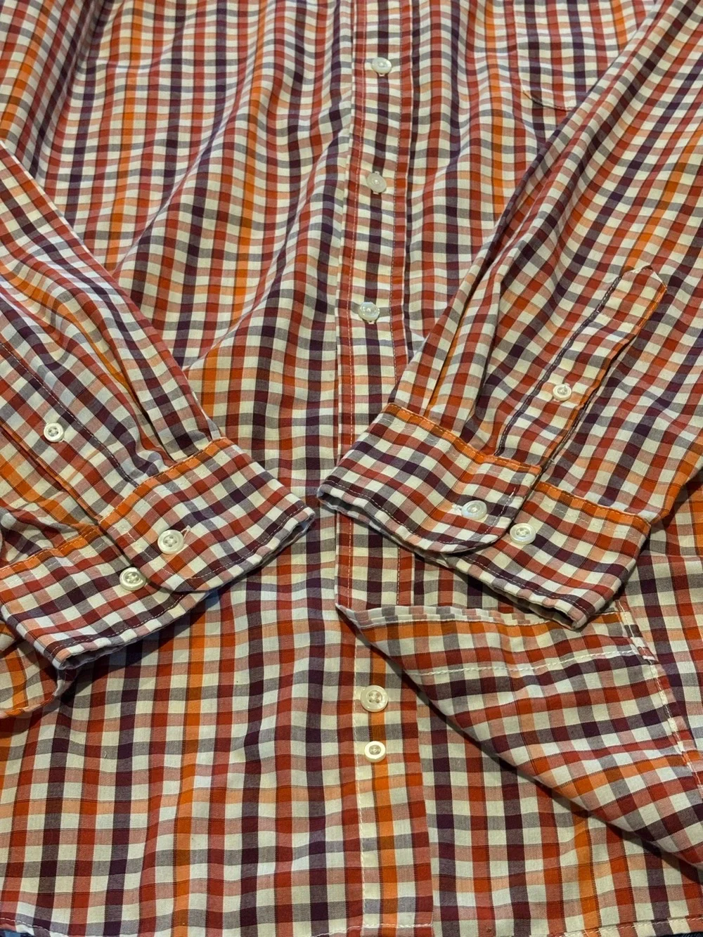Perfect for fall! 🍁 Saddlebred Orange, Brown & Red gingham men’s shirt
